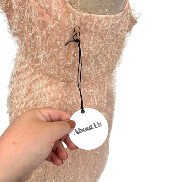 About Us Revolve Natalie Mini Dress Textured‎ Plunge Neck Pink Size Medium - Picture 12 of 15
